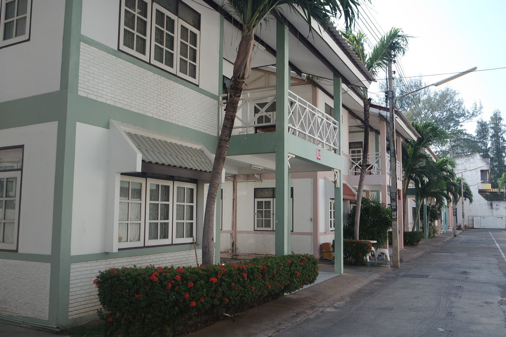 Paisiri Hotel Cha-Am Exterior photo